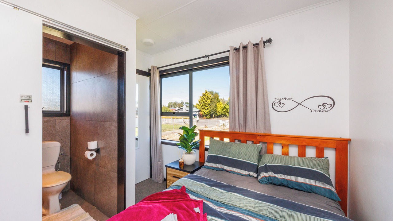 Photo of Bedroom in Tahoraiti