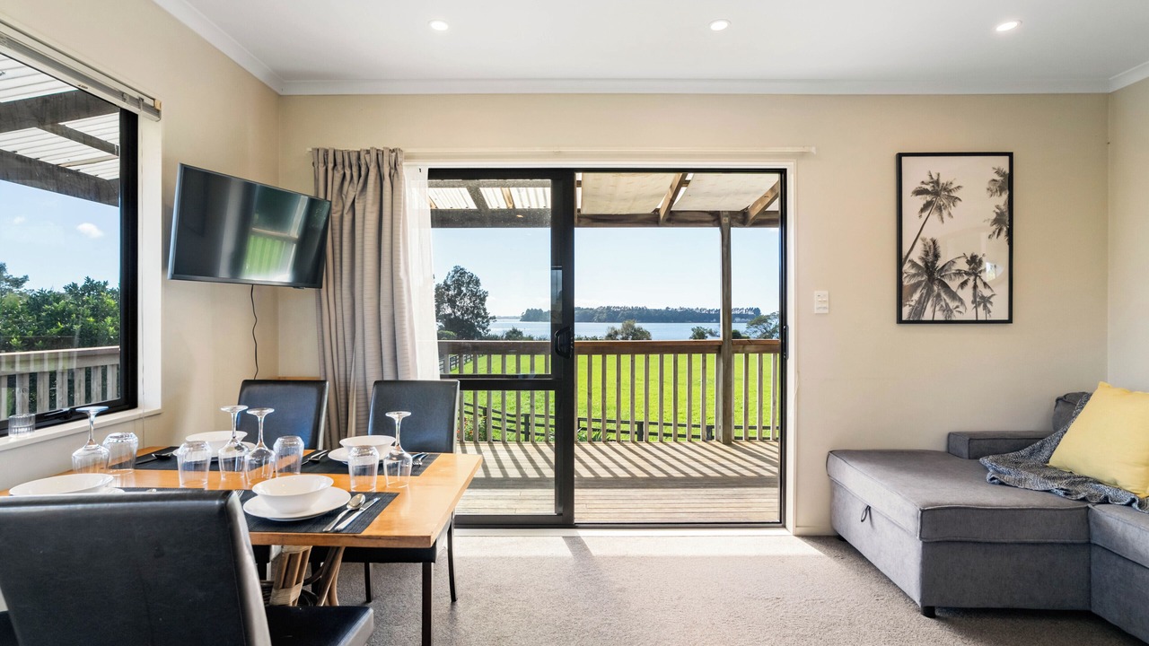 Photo of Livingroom in Whakamarama
