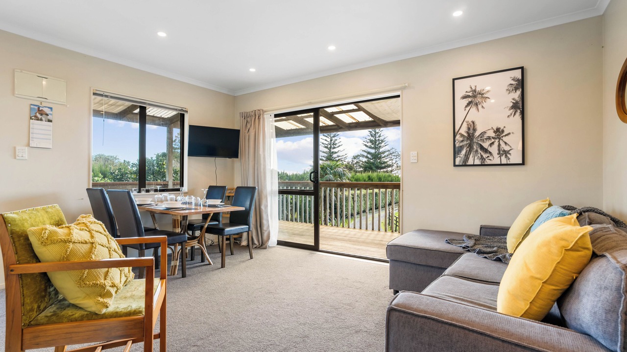 Photo of Livingroom in Whakamarama