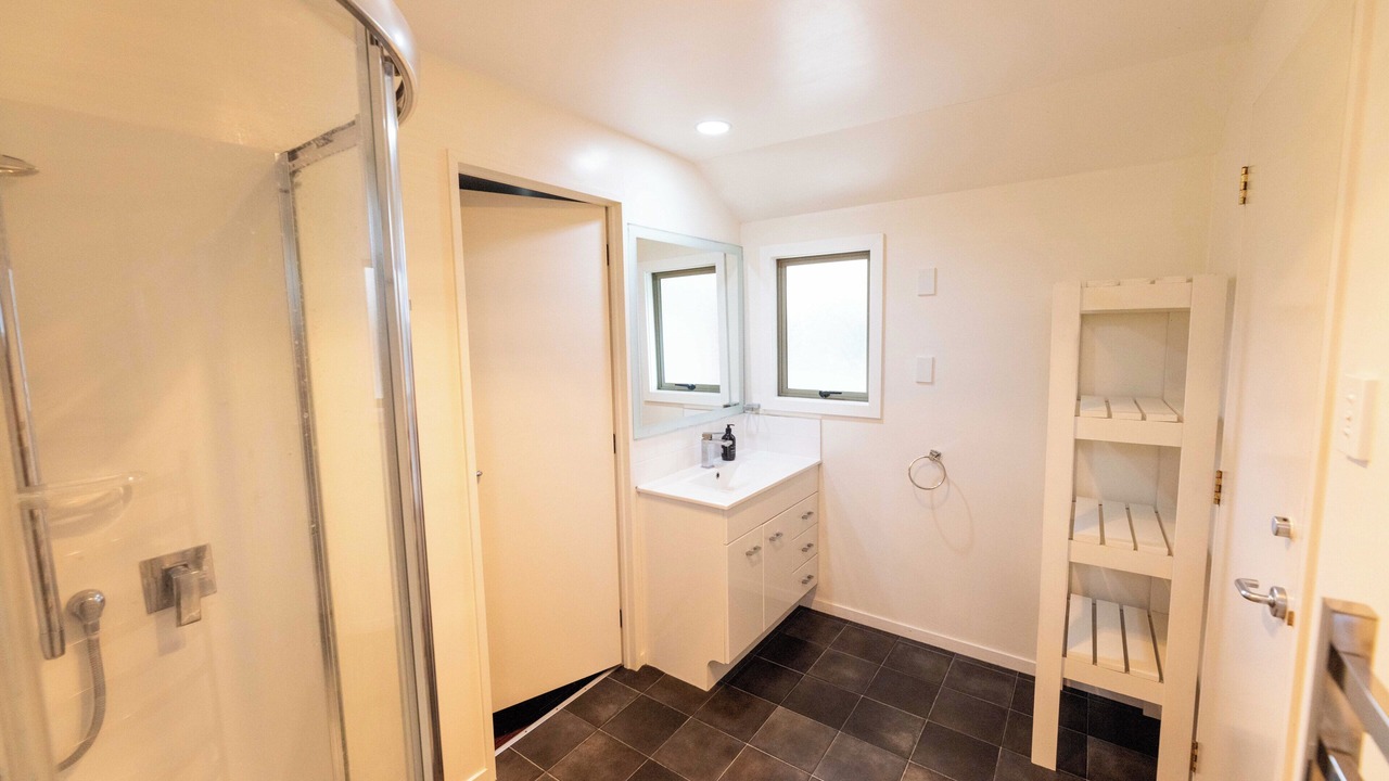Photo of Bathroom in Waimarama
