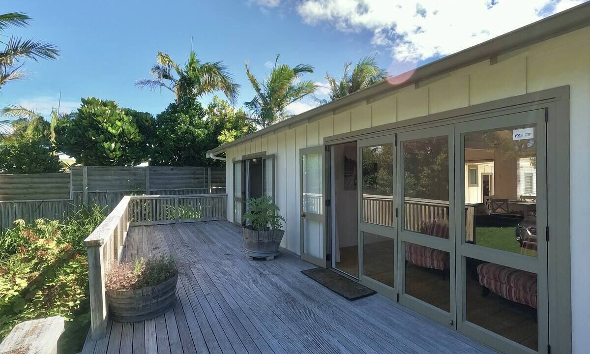 Photo of Patio Balcony in Waimarama