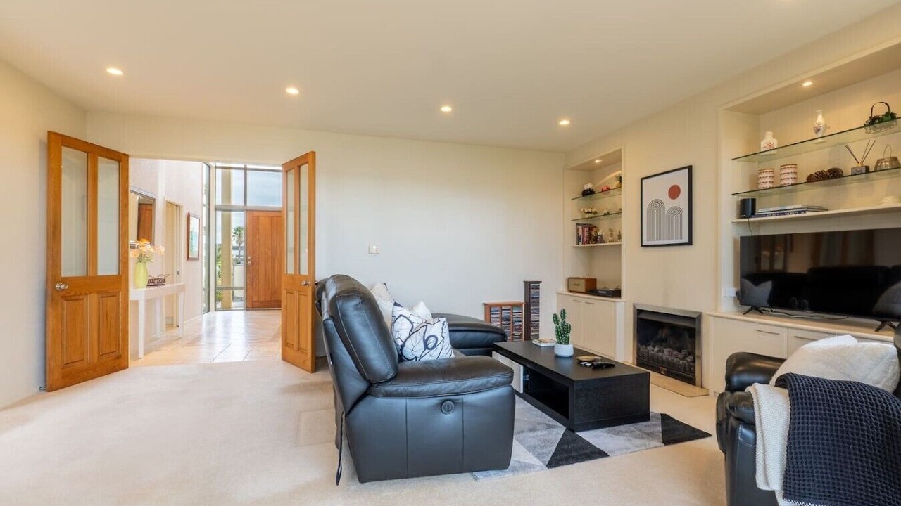 Photo of Livingroom in Bucklands Beach