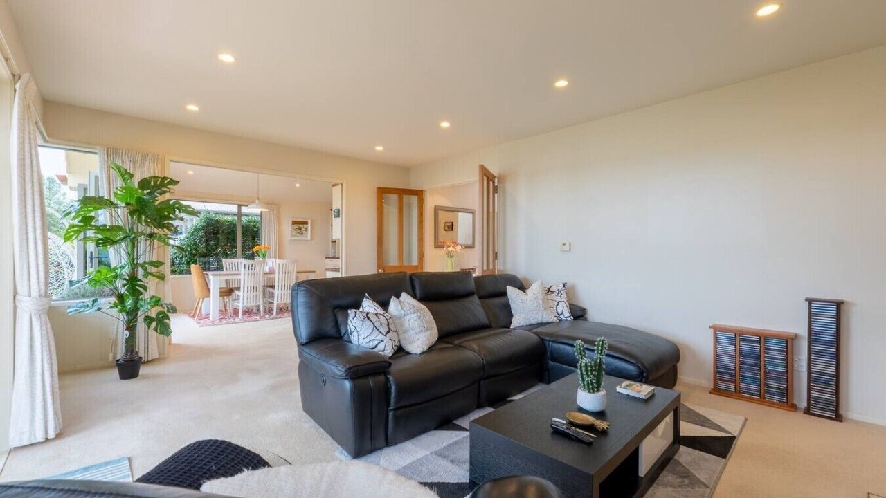 Photo of Livingroom in Bucklands Beach