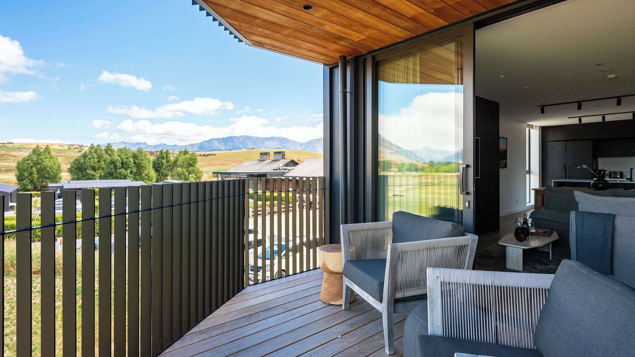 Photo of Patio Balcony in Kawarau Falls