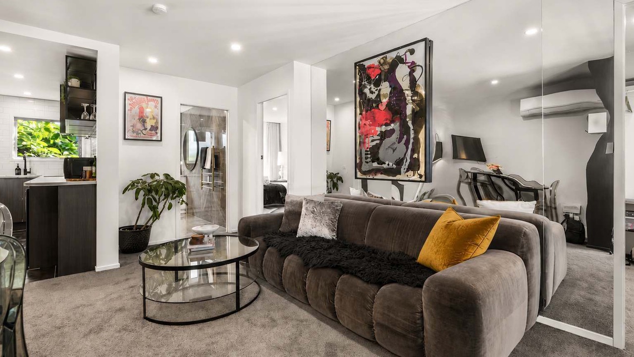 Photo of Livingroom in Hamilton
