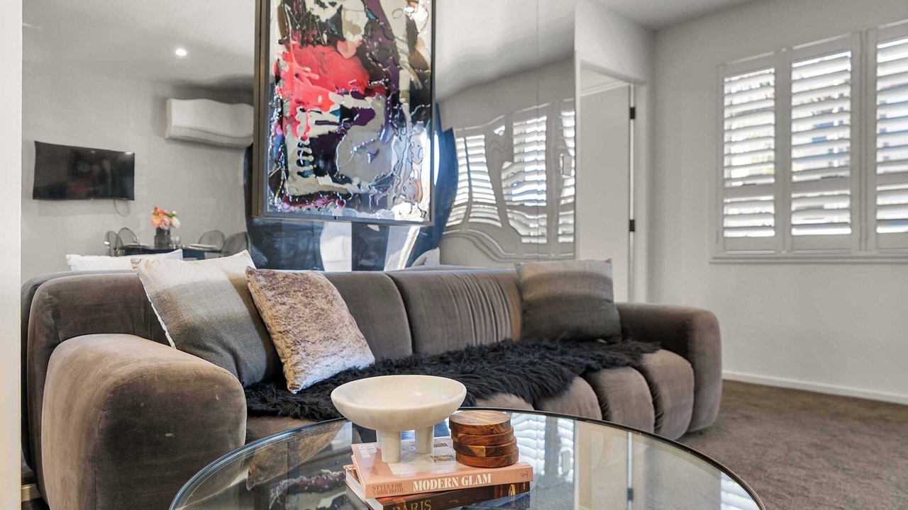 Photo of Livingroom in Hamilton