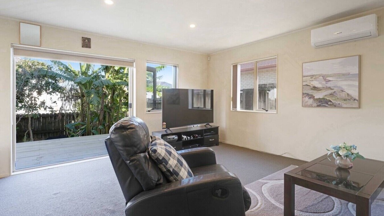 Photo of Livingroom in Mount Roskill