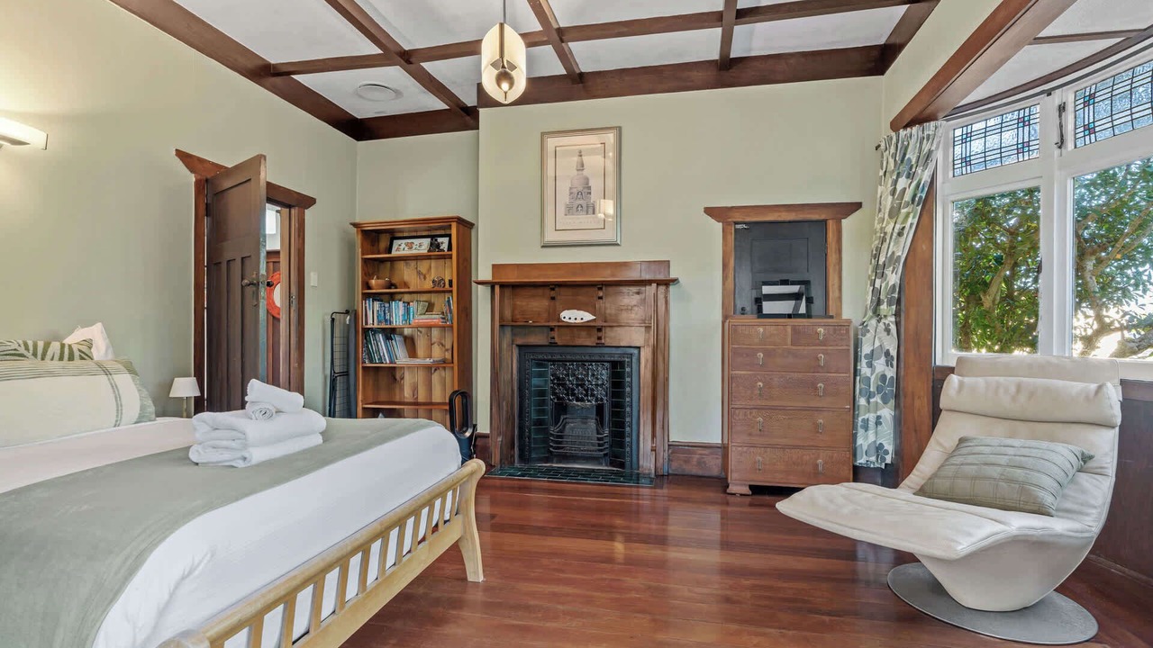 Photo of Bedroom in Bayswater