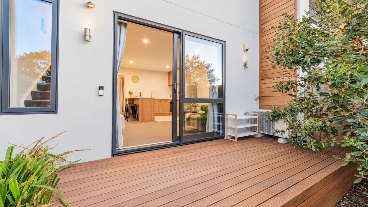 Photo of Patio Balcony in Christchurch City Centre