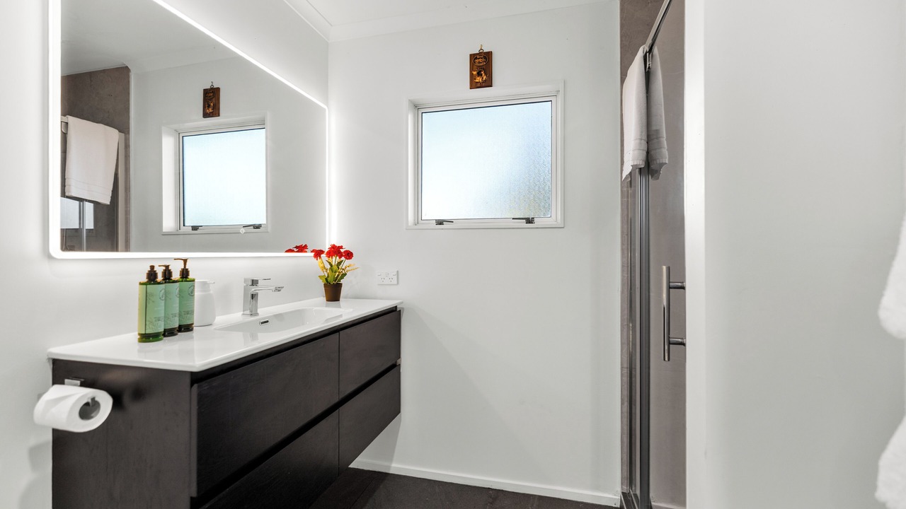 Photo of Bathroom in Owhata