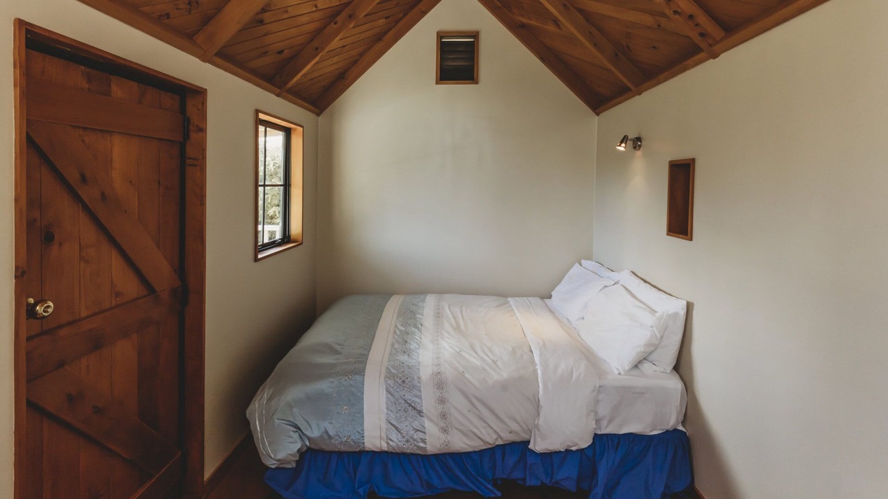 Photo of Bedroom in Inglewood