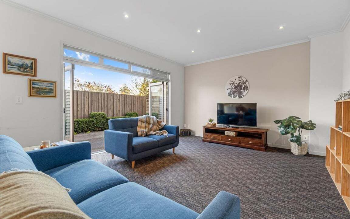 Photo of Livingroom in Hamilton East