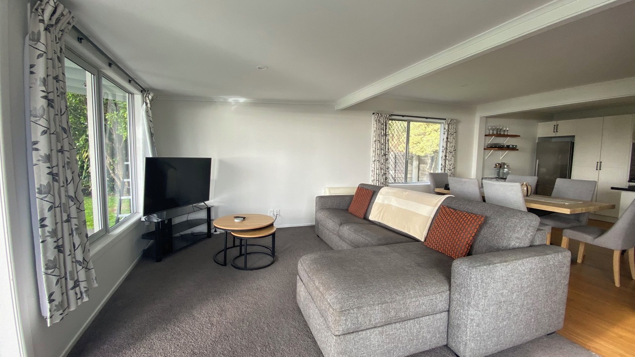 Photo of Livingroom in Cable Bay