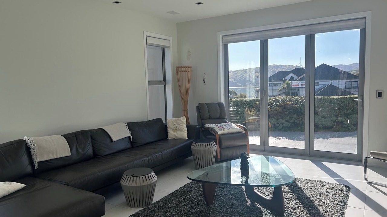 Photo of Livingroom in Whitby