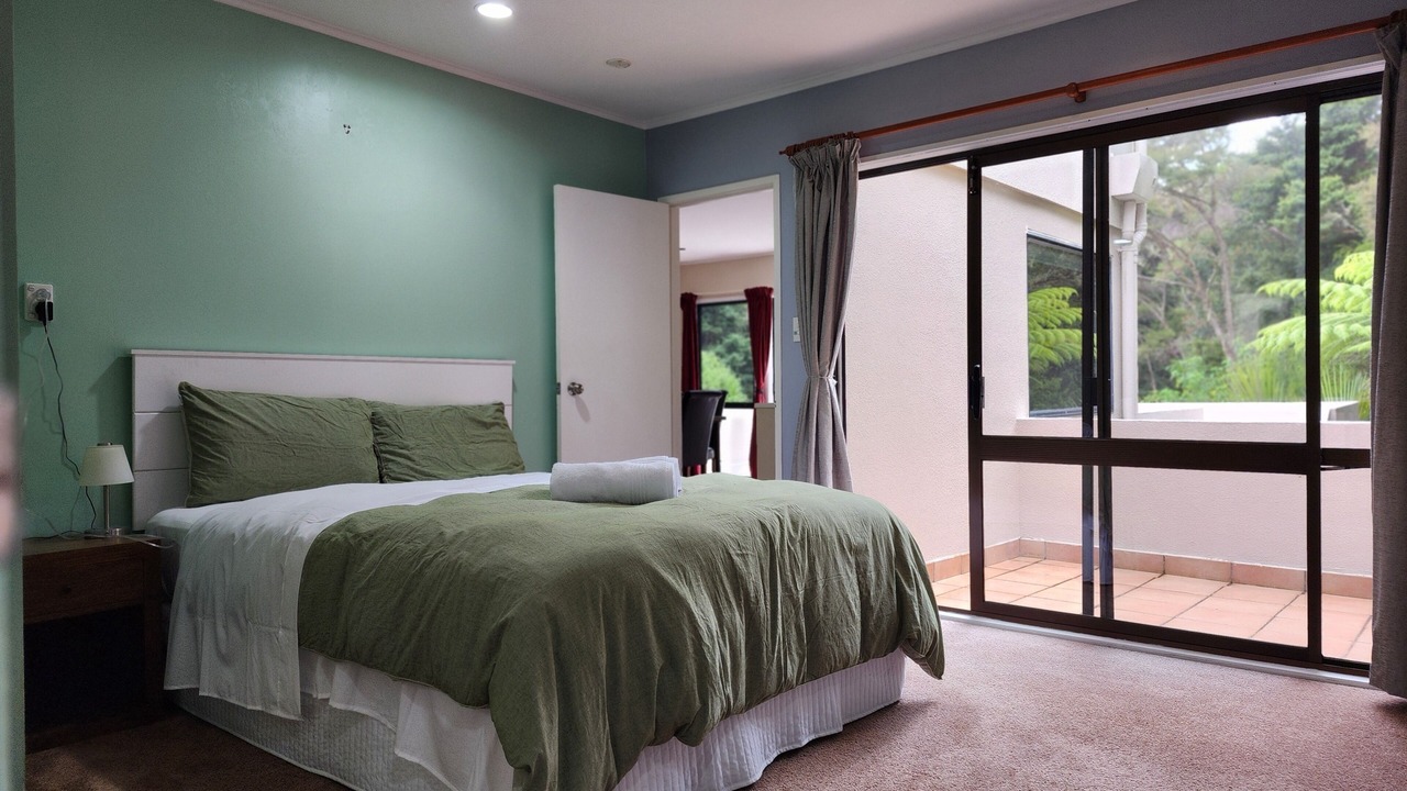Photo of Bedroom in Birkenhead