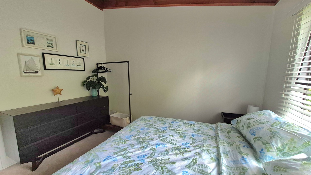 Photo of Bedroom in Russell