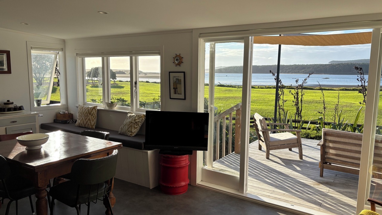 Photo of Livingroom in Port Waikato