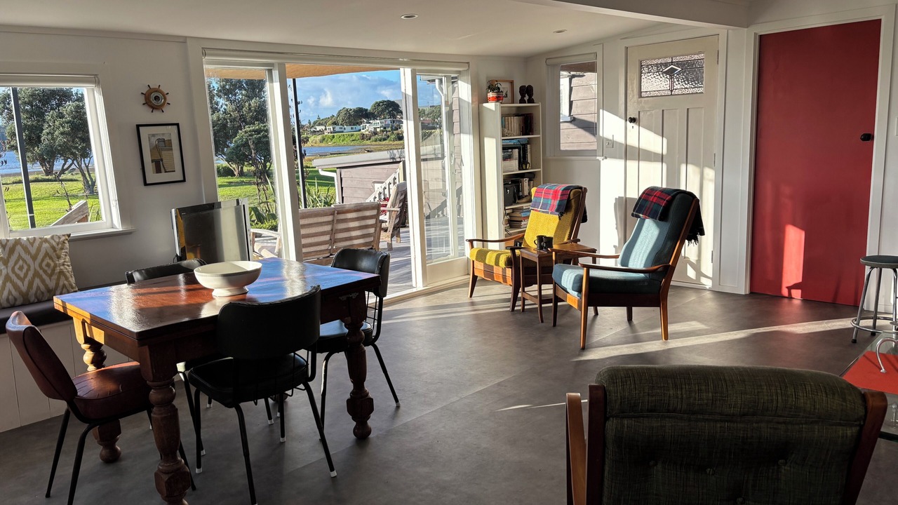 Photo of Livingroom in Port Waikato