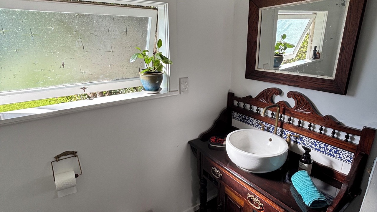 Photo of Bathroom in Port Waikato