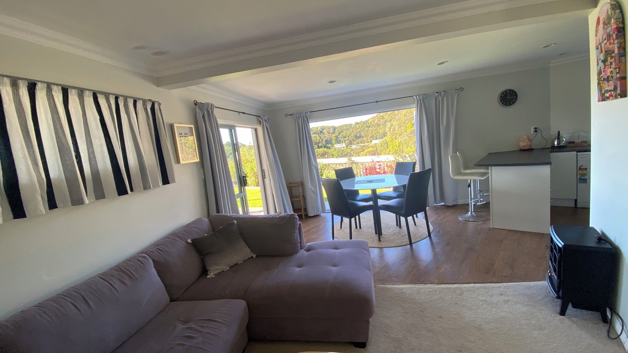 Photo of Livingroom in Paihia