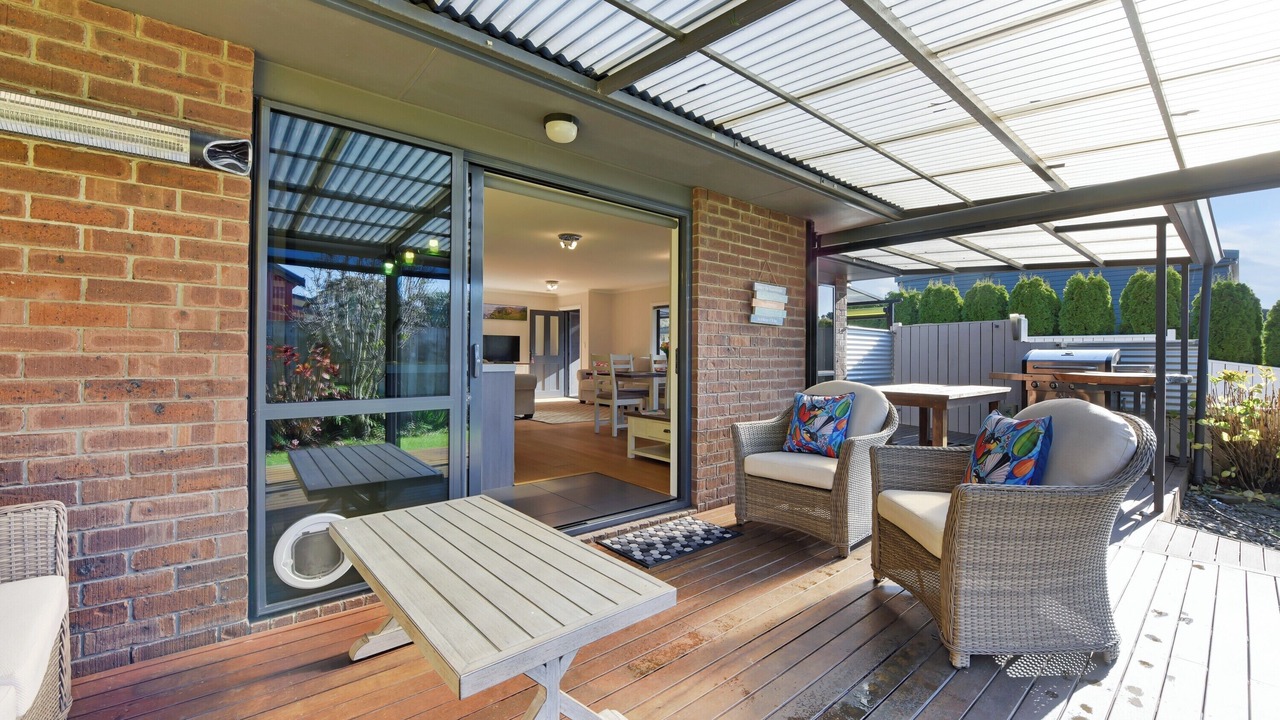 Photo of Patio Balcony in Ngaio Bay