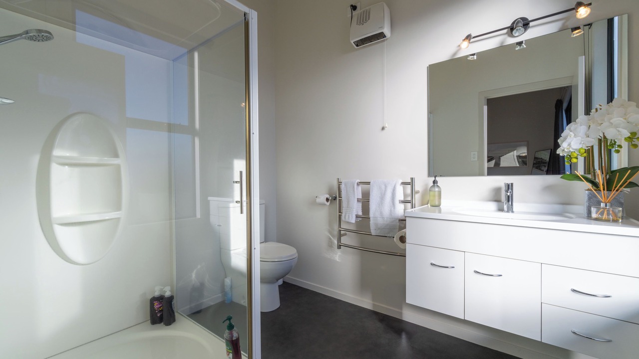 Photo of Bathroom in Te Anau
