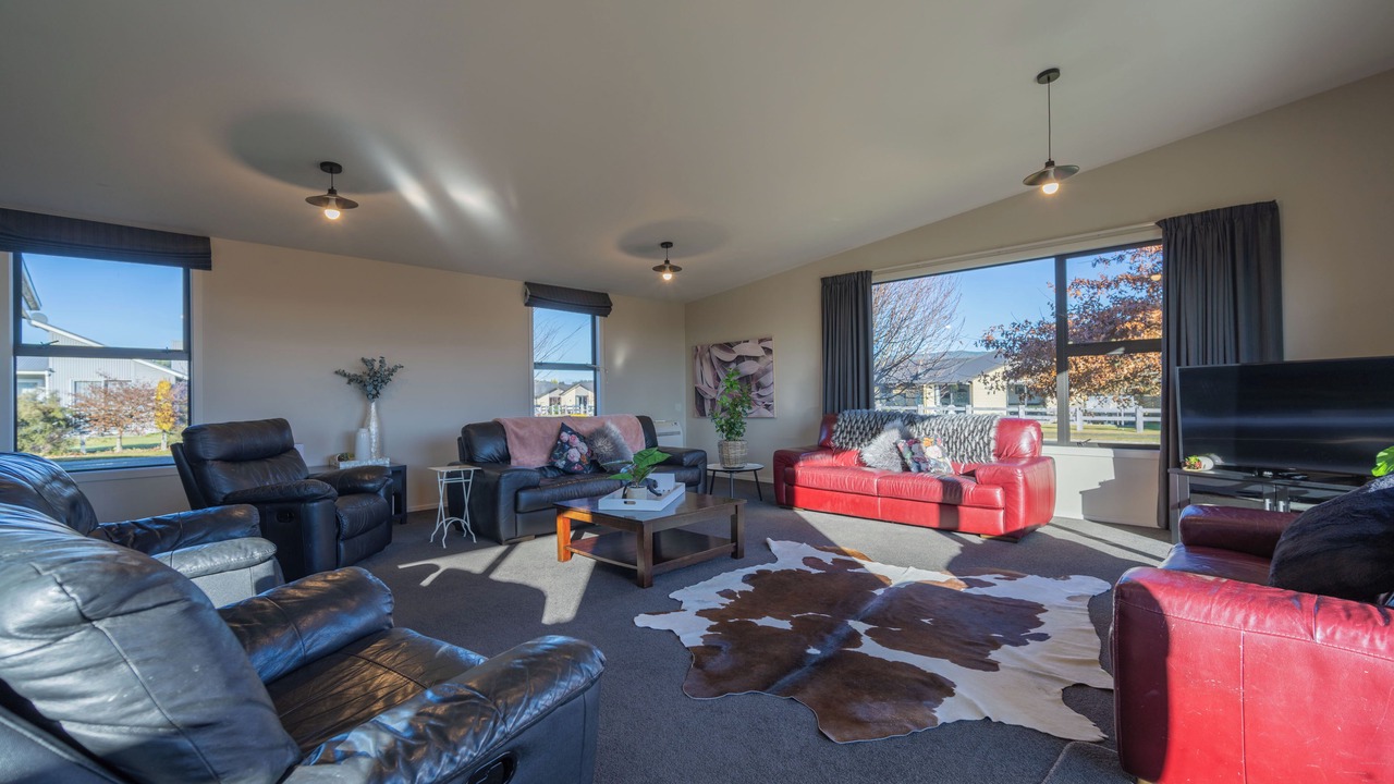 Photo of Livingroom in Te Anau