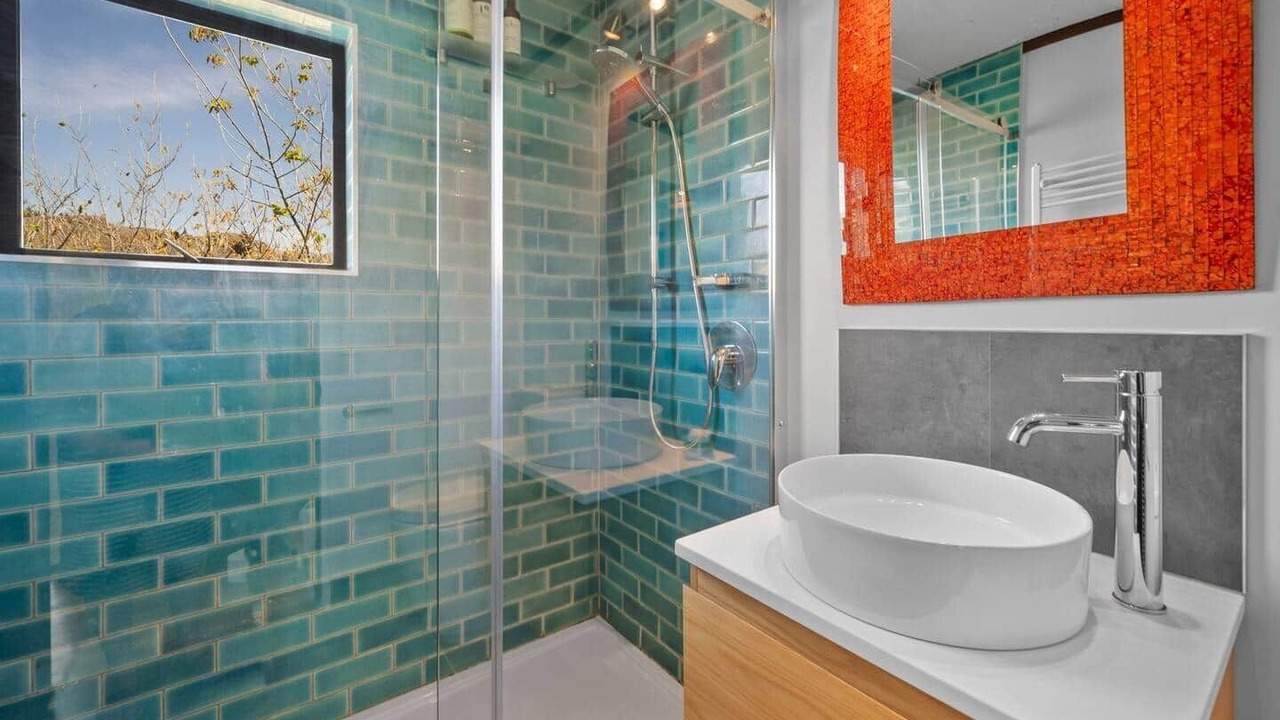 Photo of Bathroom in Alexandra