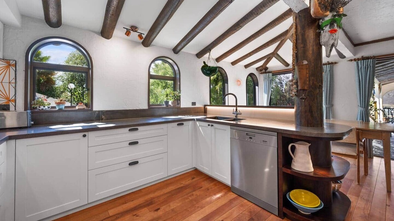 Photo of Kitchen in Alexandra