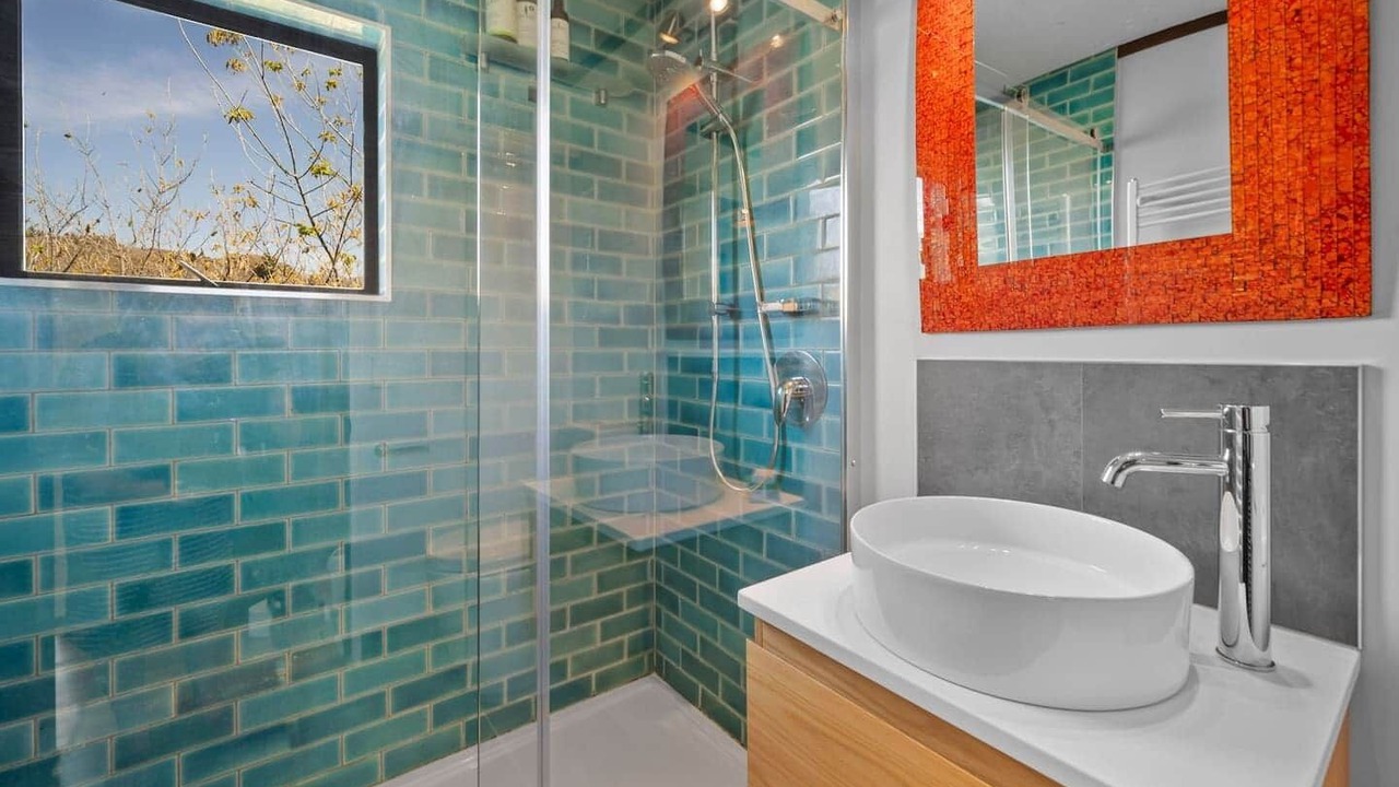 Photo of Bathroom in Alexandra