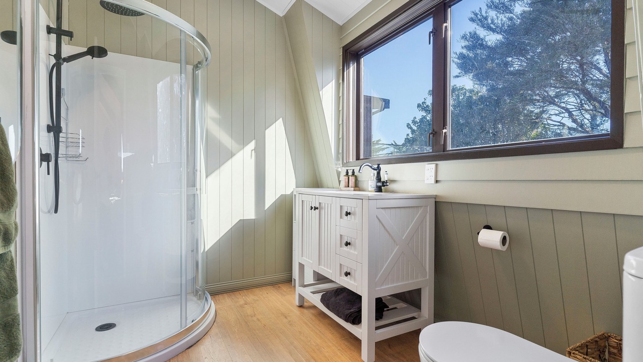 Photo of Bathroom in Laingholm