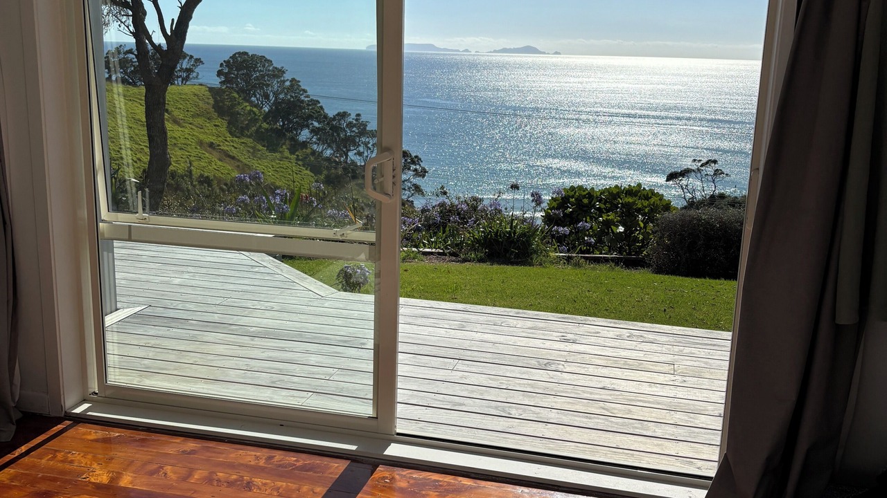Photo of Bedroom in Whananaki