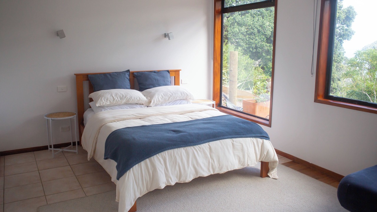 Photo of Bedroom in Huia