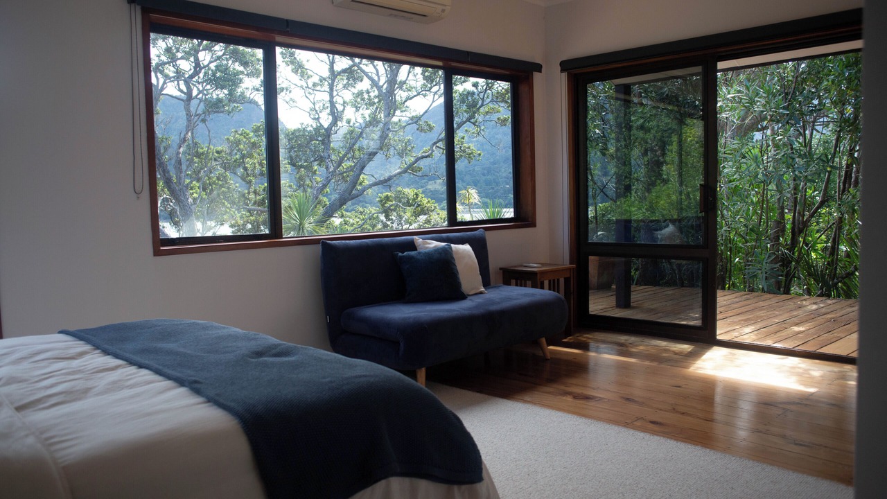 Photo of Bedroom in Huia