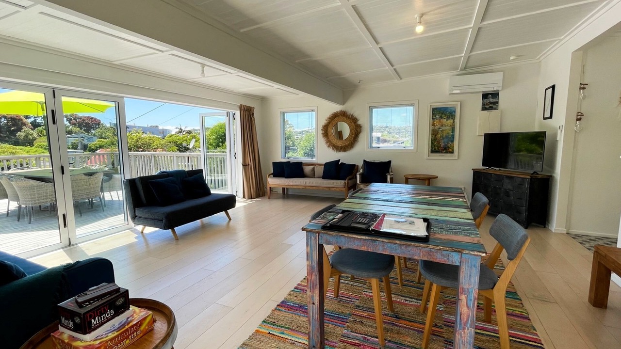 Photo of Livingroom in Oneroa