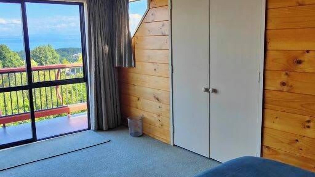 Photo of Bedroom in Acacia Bay