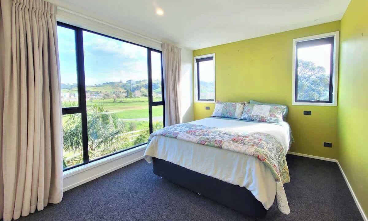 Photo of Bedroom in Waihi Beach