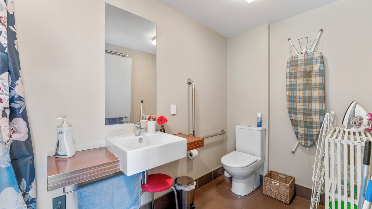 Photo of Bathroom in Turangi