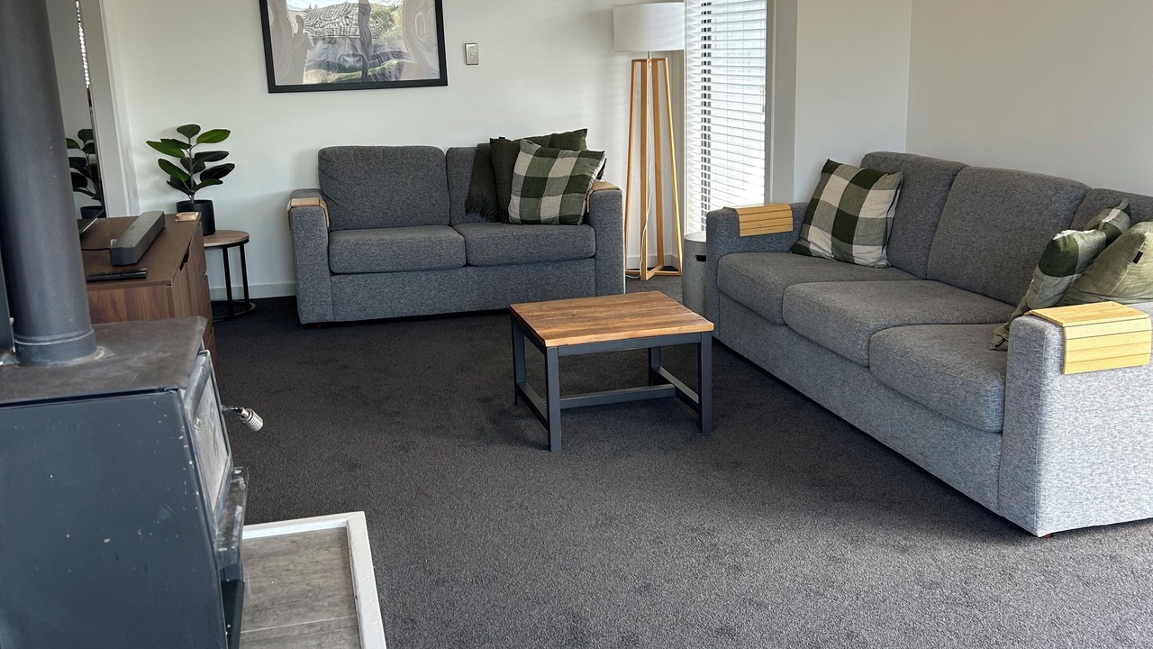 Photo of Livingroom in Lowburn