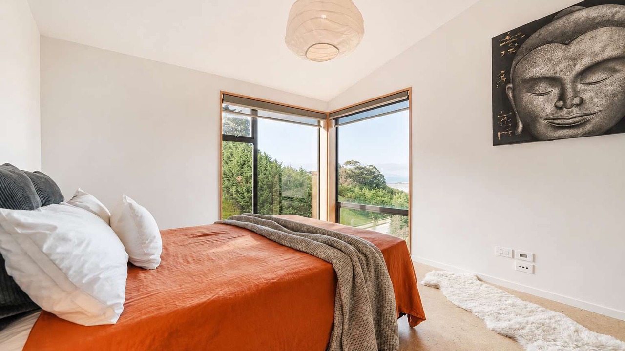 Photo of Bedroom in Redcliffs