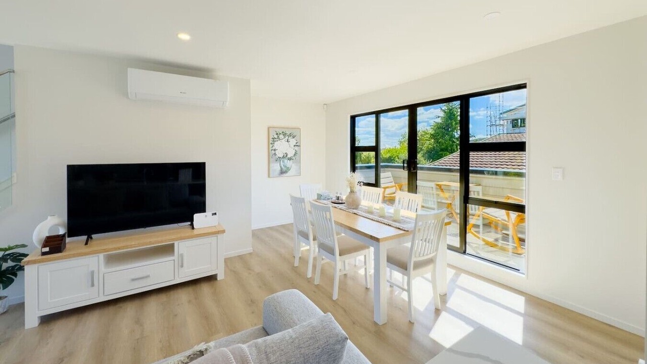 Photo of Livingroom in Forrest Hill