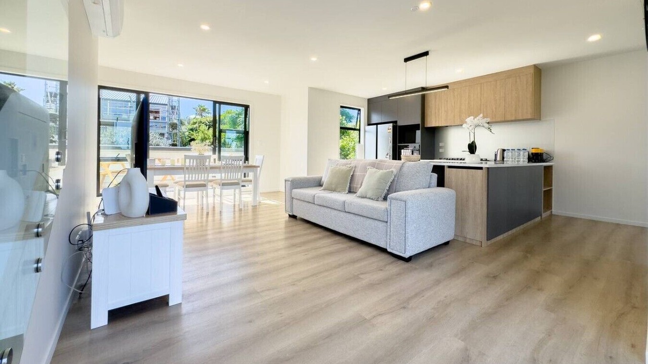 Photo of Livingroom in Forrest Hill
