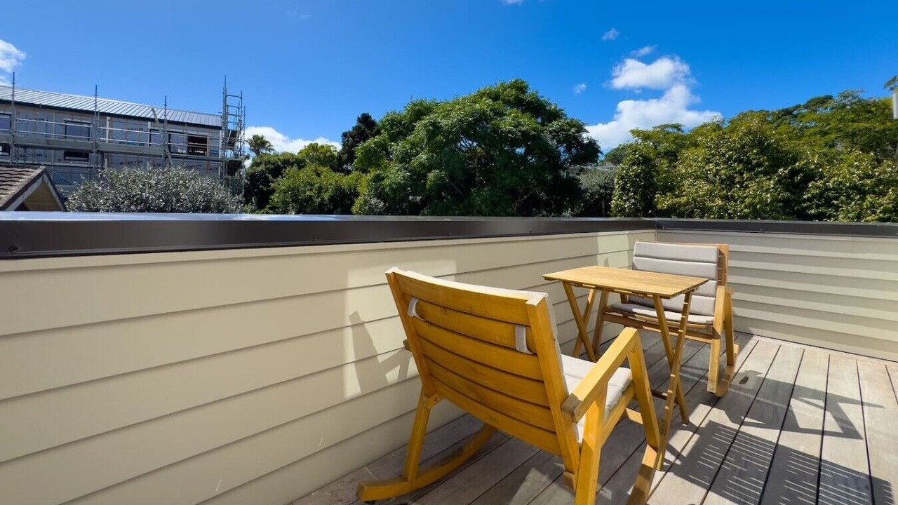 Photo of Outdoor in Forrest Hill