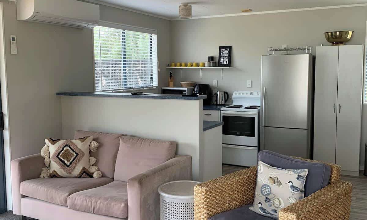 Photo of Livingroom in Cooks Beach