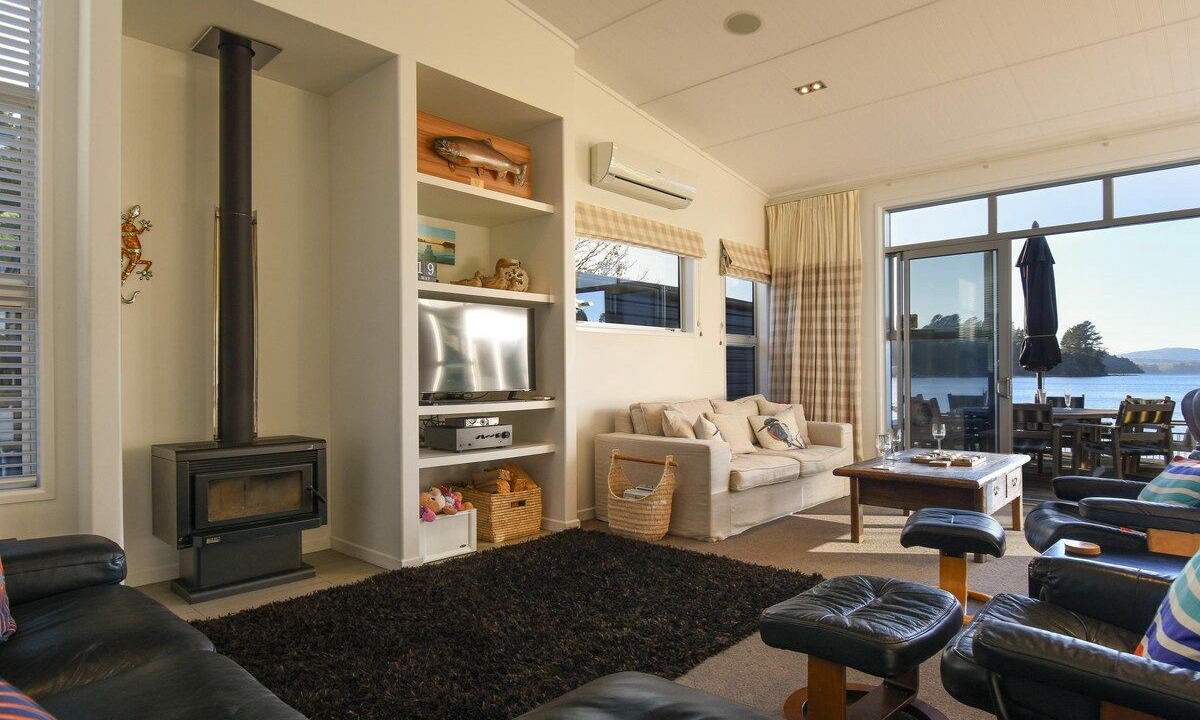 Photo of Livingroom in Okere Falls