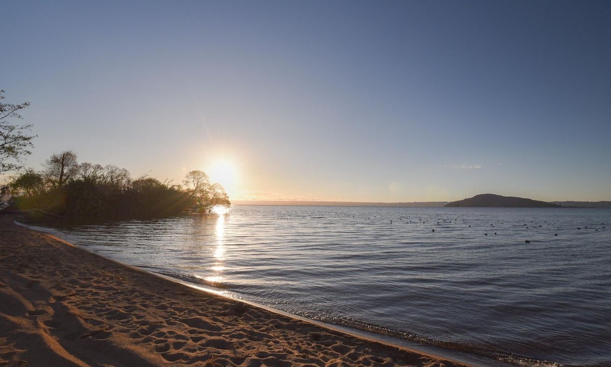 Photo of Outdoor in Holdens Bay