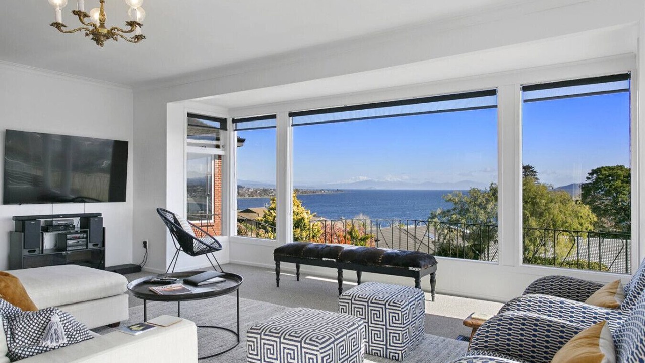 Photo of Livingroom in Hilltop