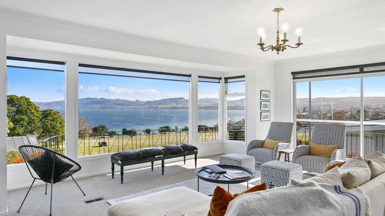 Photo of Livingroom in Hilltop