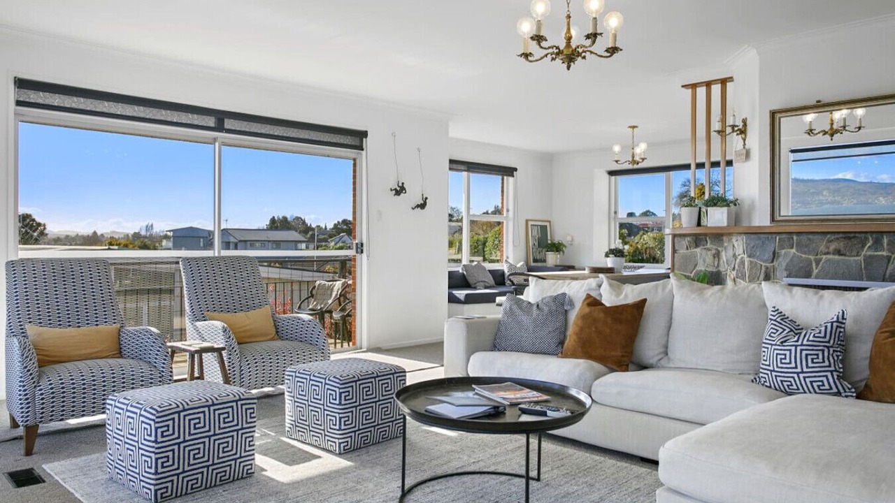 Photo of Livingroom in Hilltop