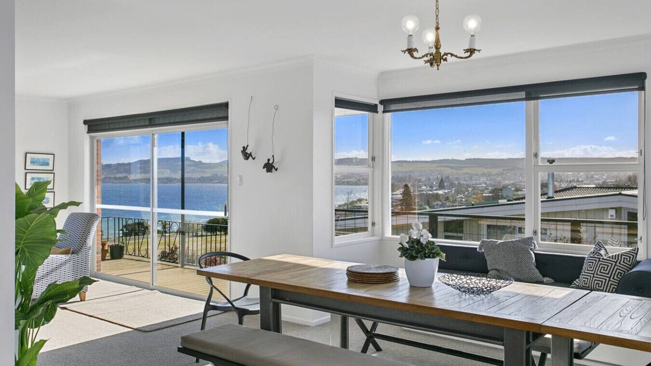 Photo of Livingroom in Hilltop